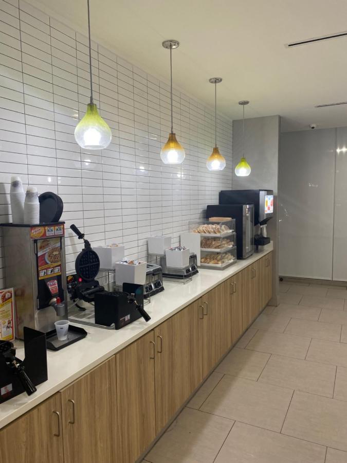 La Quinta Inn & Suites By Wyndham Lake City Esterno foto