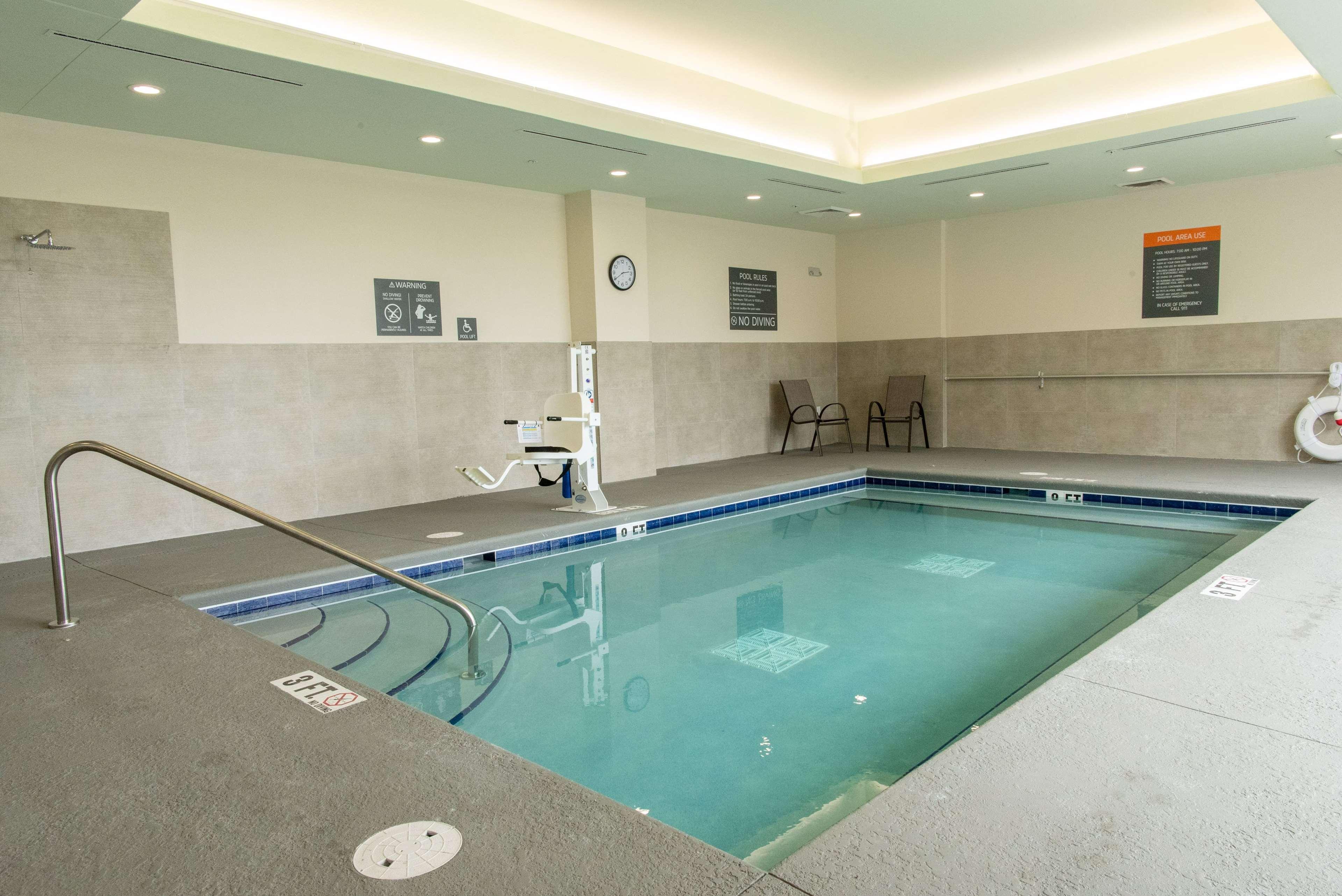 La Quinta Inn & Suites By Wyndham Lake City Esterno foto