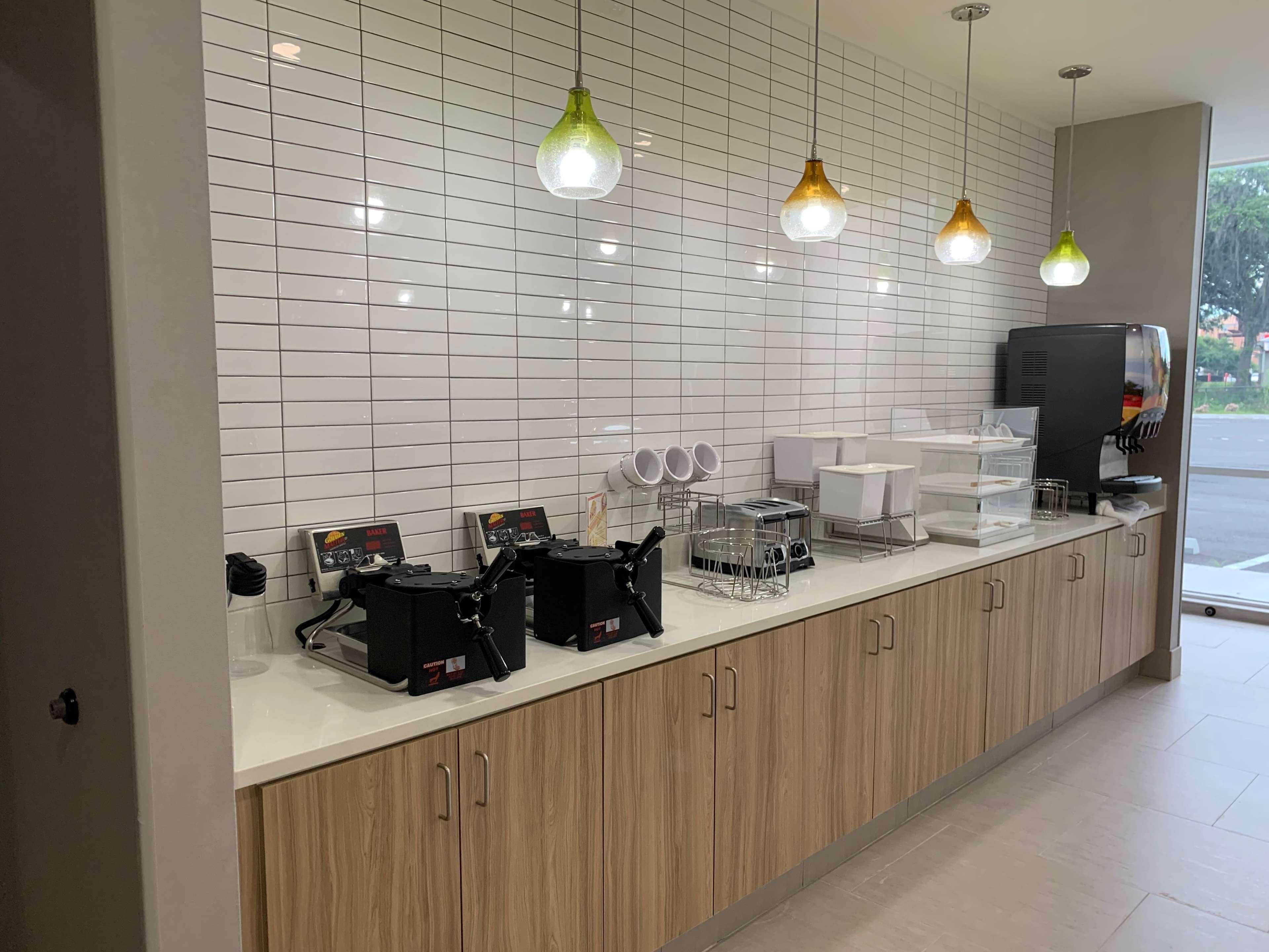 La Quinta Inn & Suites By Wyndham Lake City Esterno foto